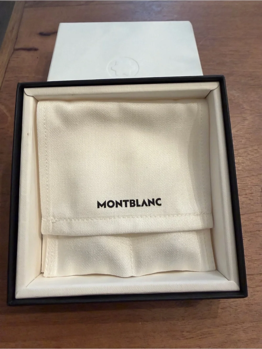 Montblanc 1858 Geosphere Black C ufflinks